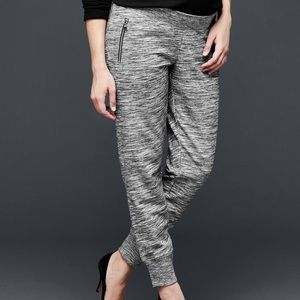 Gap Knit Joggers (Size LP)